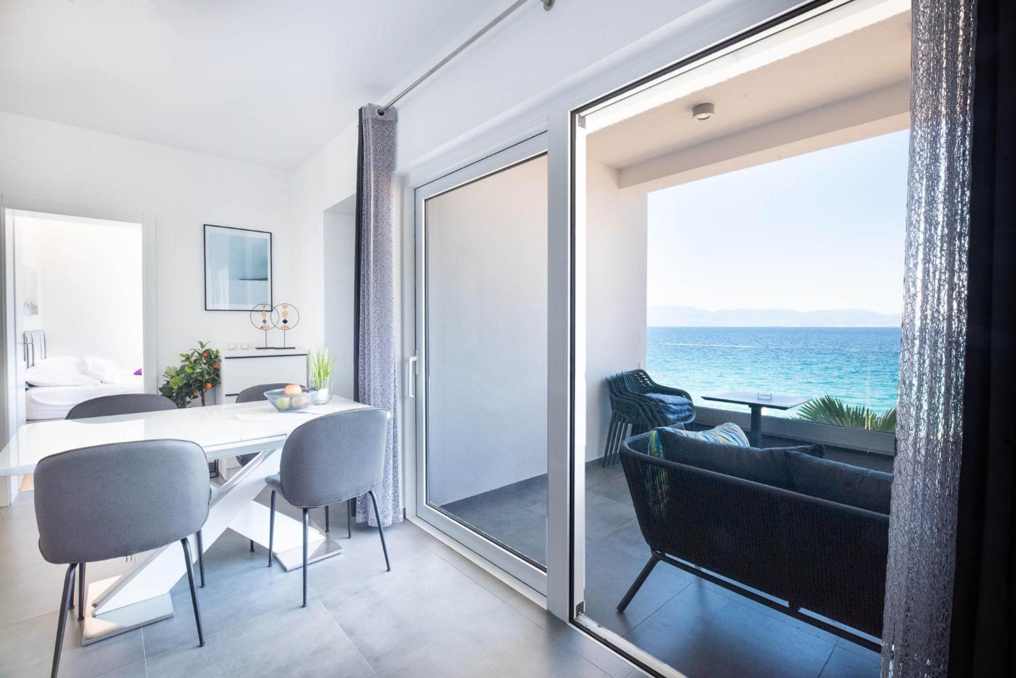 Villa Sunset Sea ニヴィーチェ 部屋 写真